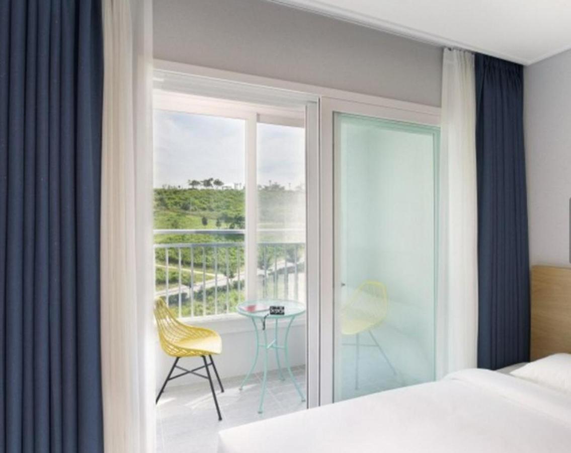 Yeosu Hotel First City المظهر الخارجي الصورة