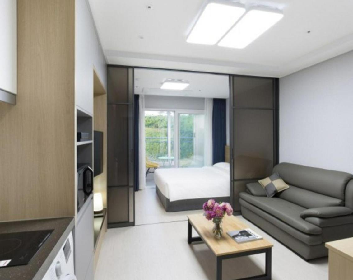 Yeosu Hotel First City المظهر الخارجي الصورة