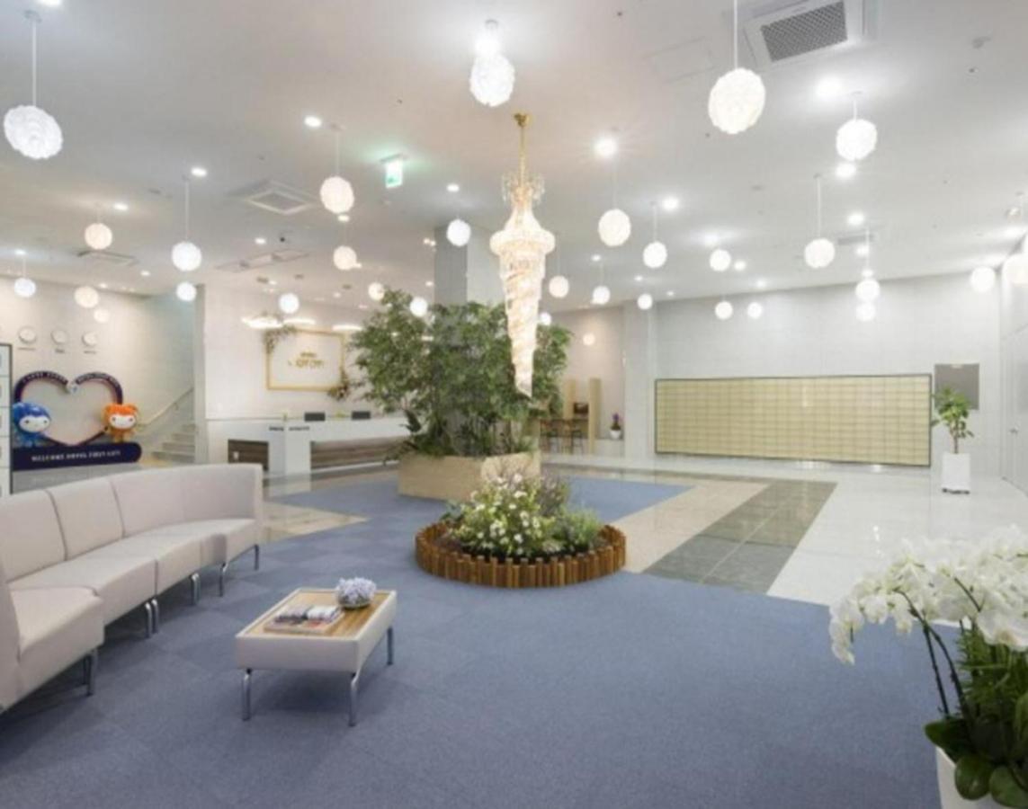 Yeosu Hotel First City المظهر الخارجي الصورة