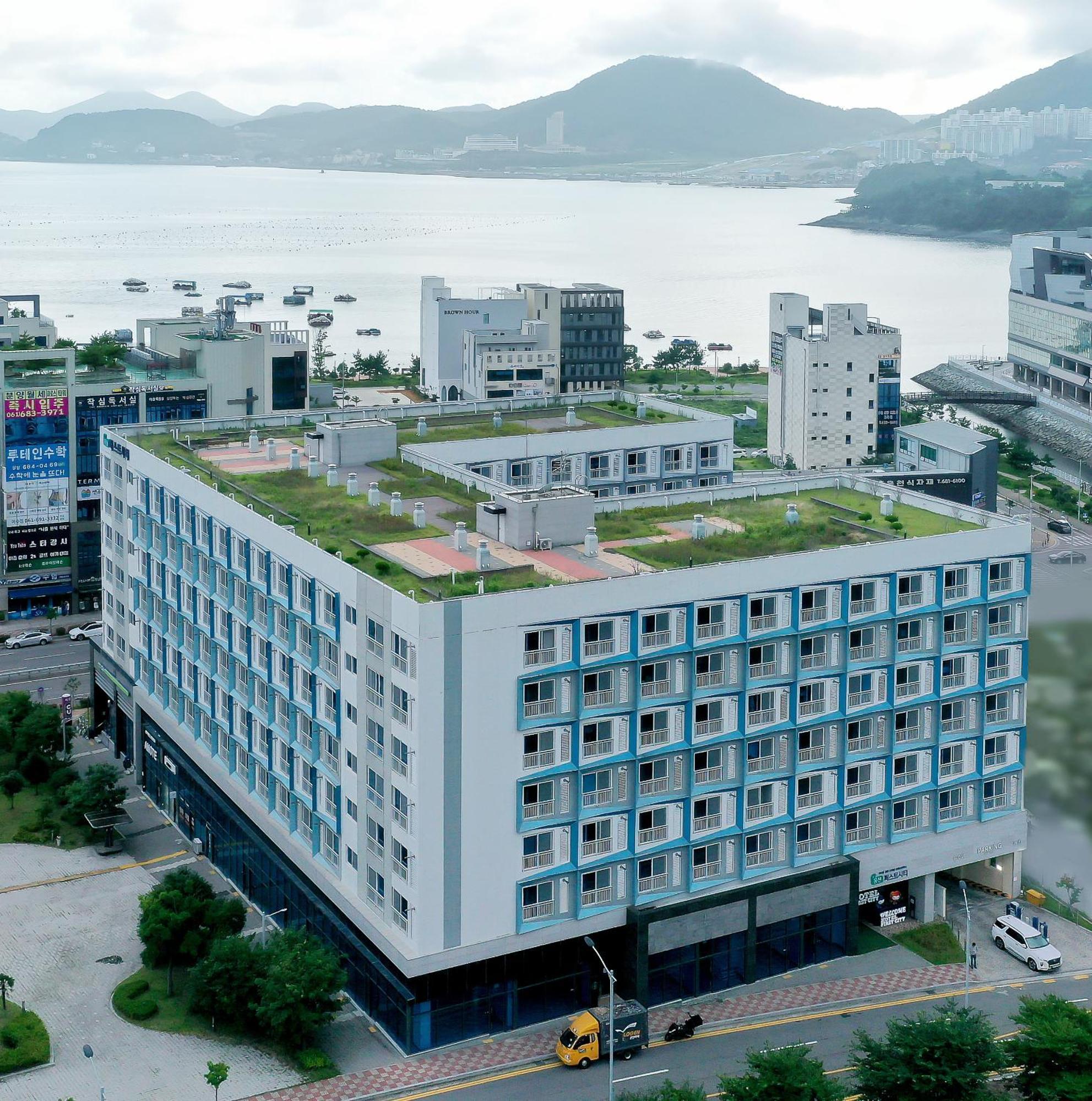 Yeosu Hotel First City المظهر الخارجي الصورة