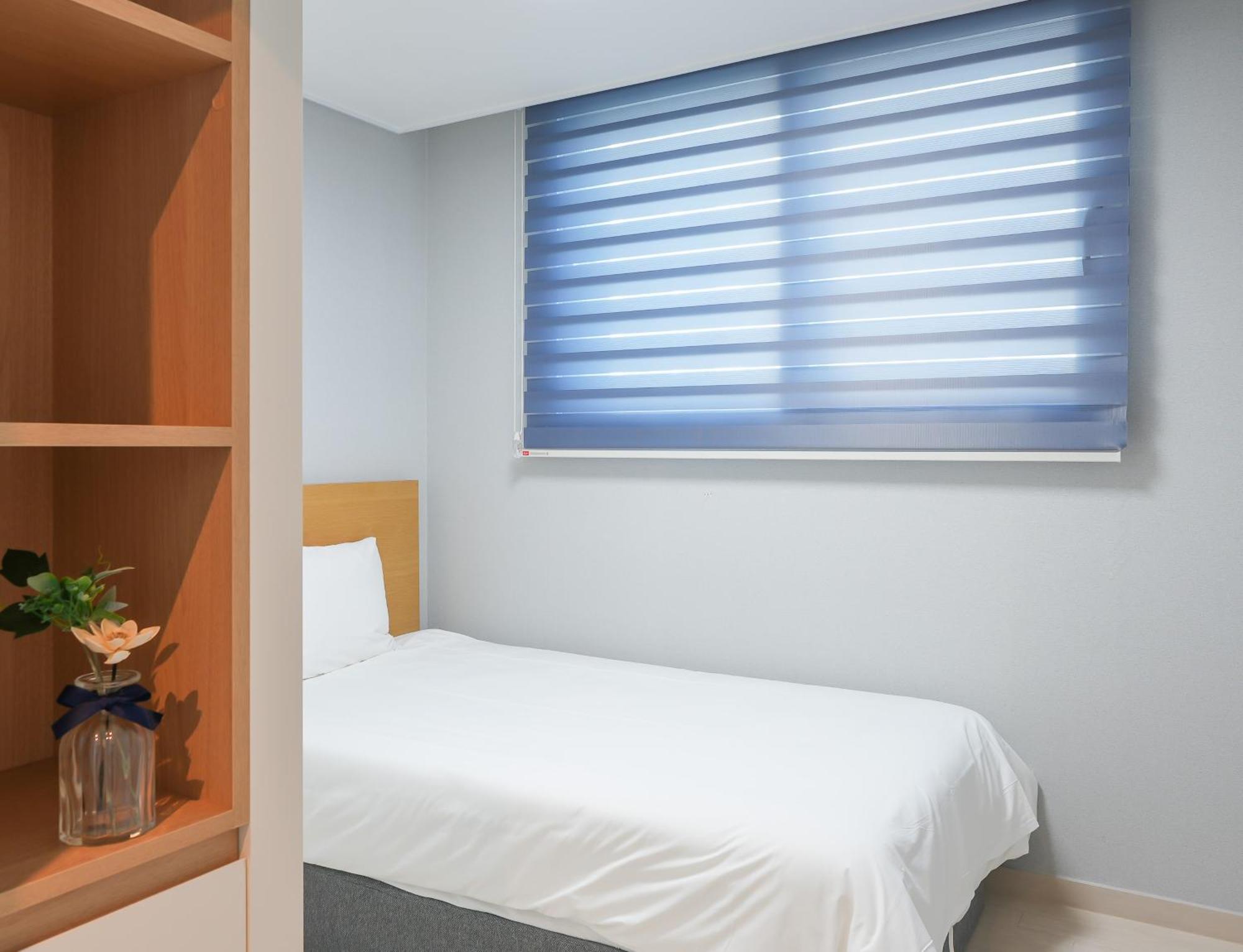 Yeosu Hotel First City المظهر الخارجي الصورة