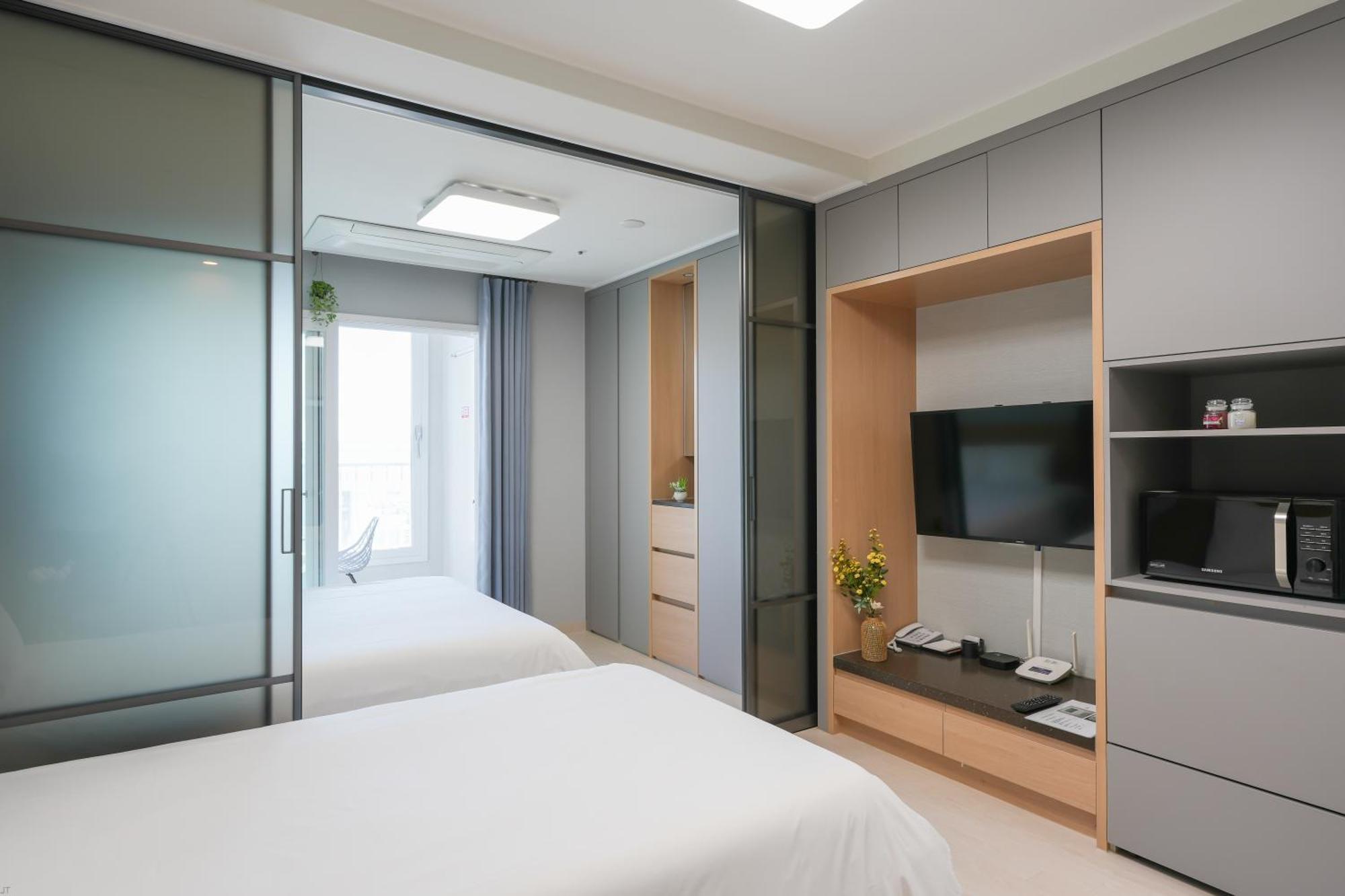 Yeosu Hotel First City المظهر الخارجي الصورة