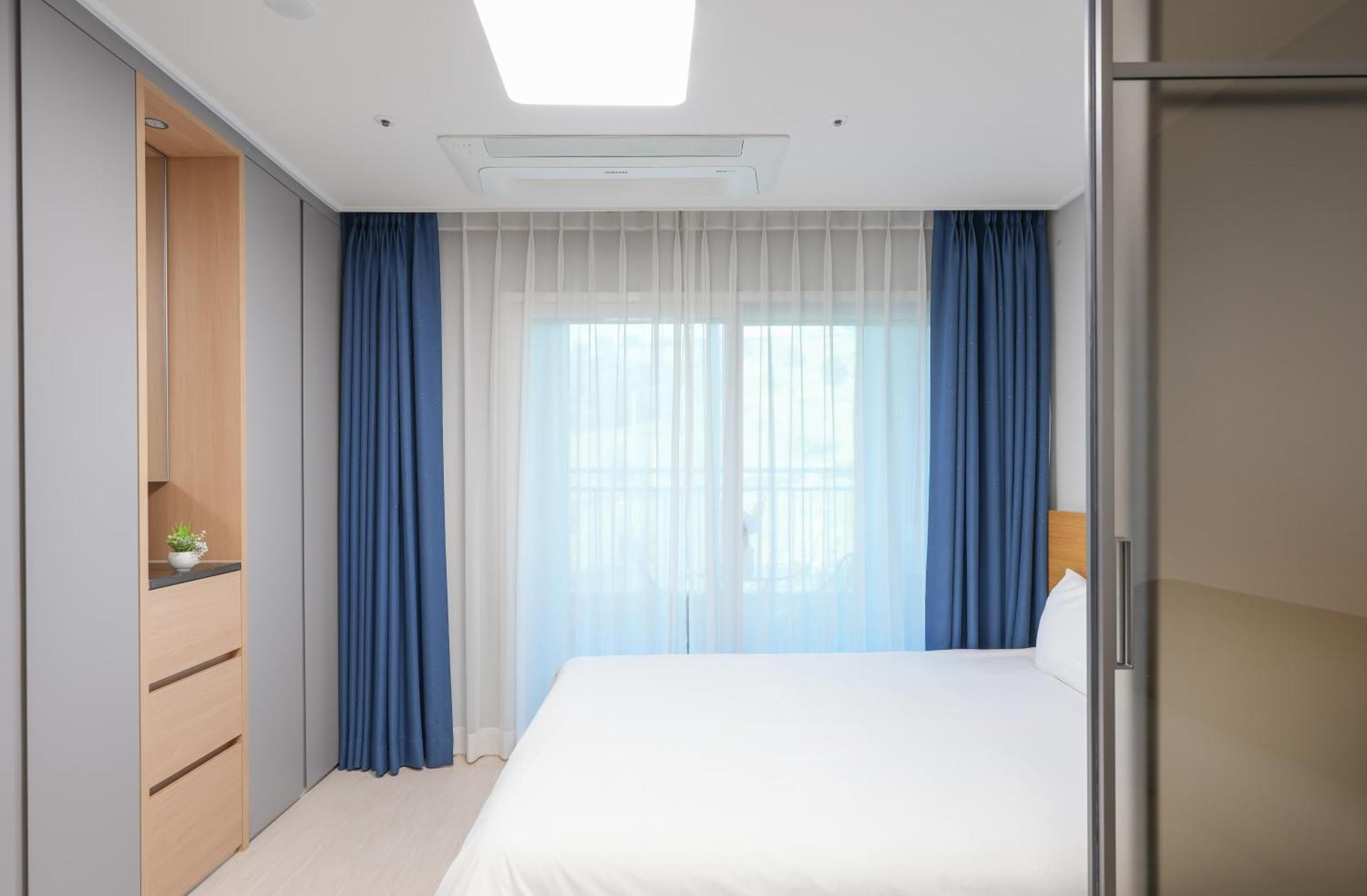 Yeosu Hotel First City المظهر الخارجي الصورة